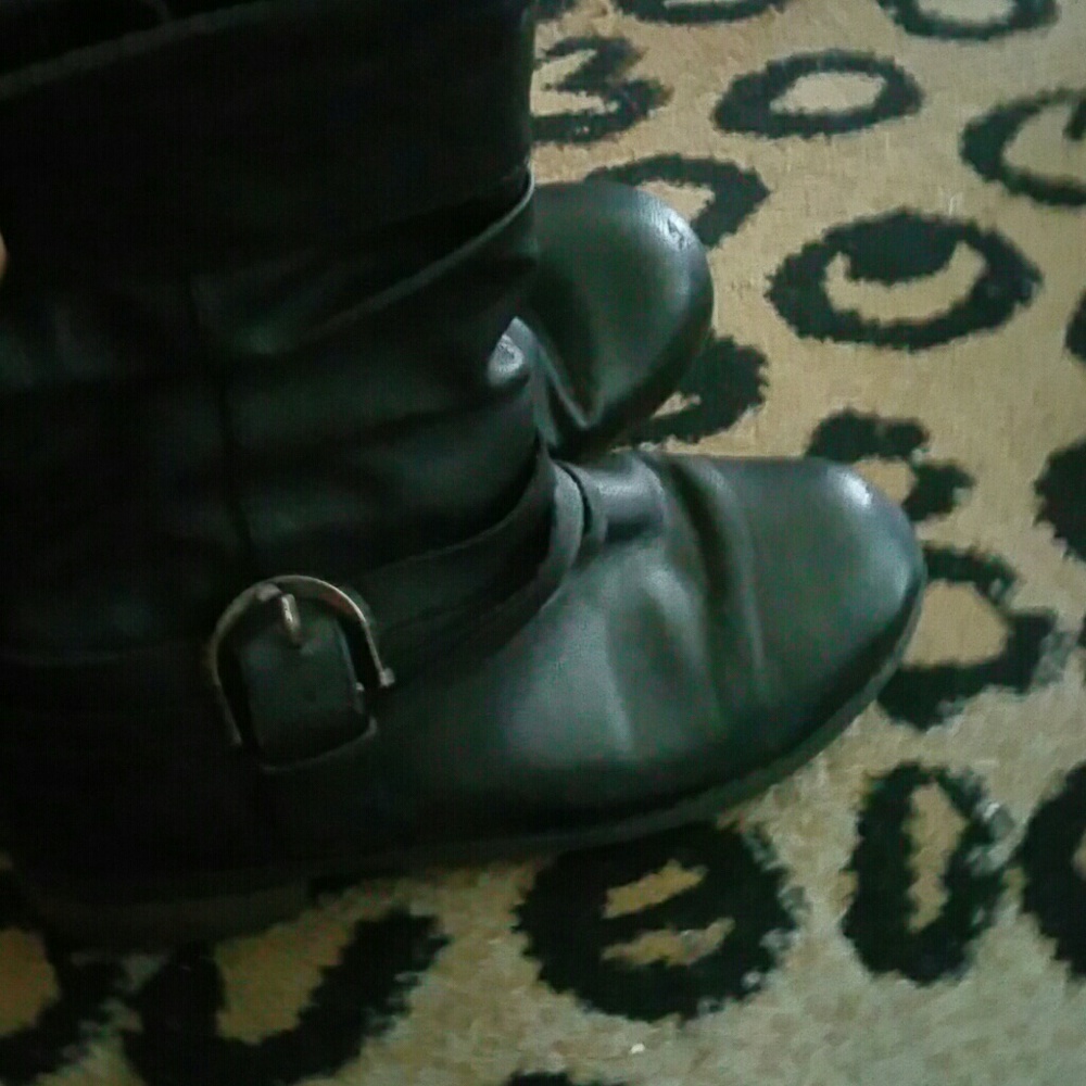 Black boots